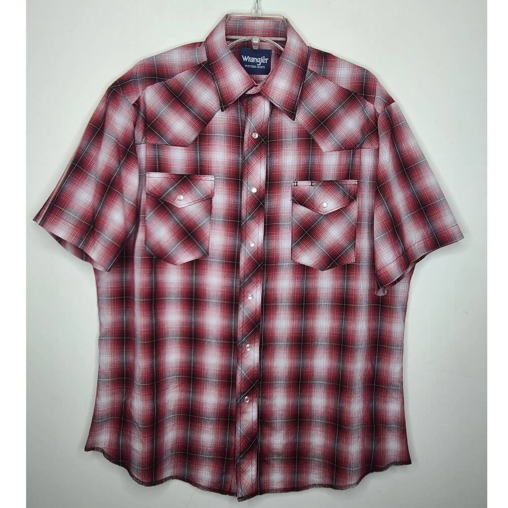 Wrangler red plaid snap button short sleeve shirt - large